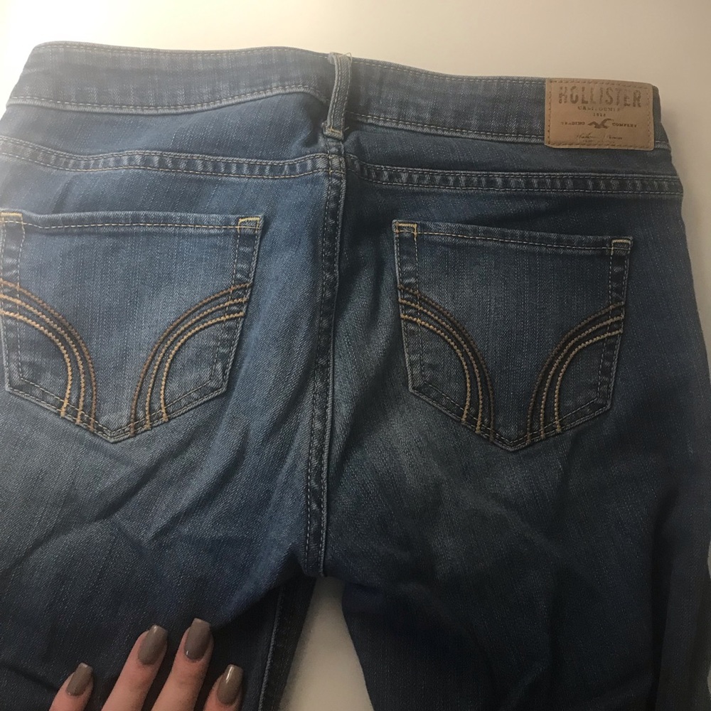 Hollister Lowrise Skinny Kick Jeans